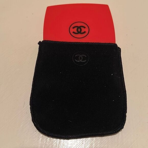 Chanel Double Sided Cosmetic Mirror Red Duo Travel Makeup Gift CC Logo New - Picture 6 of 11